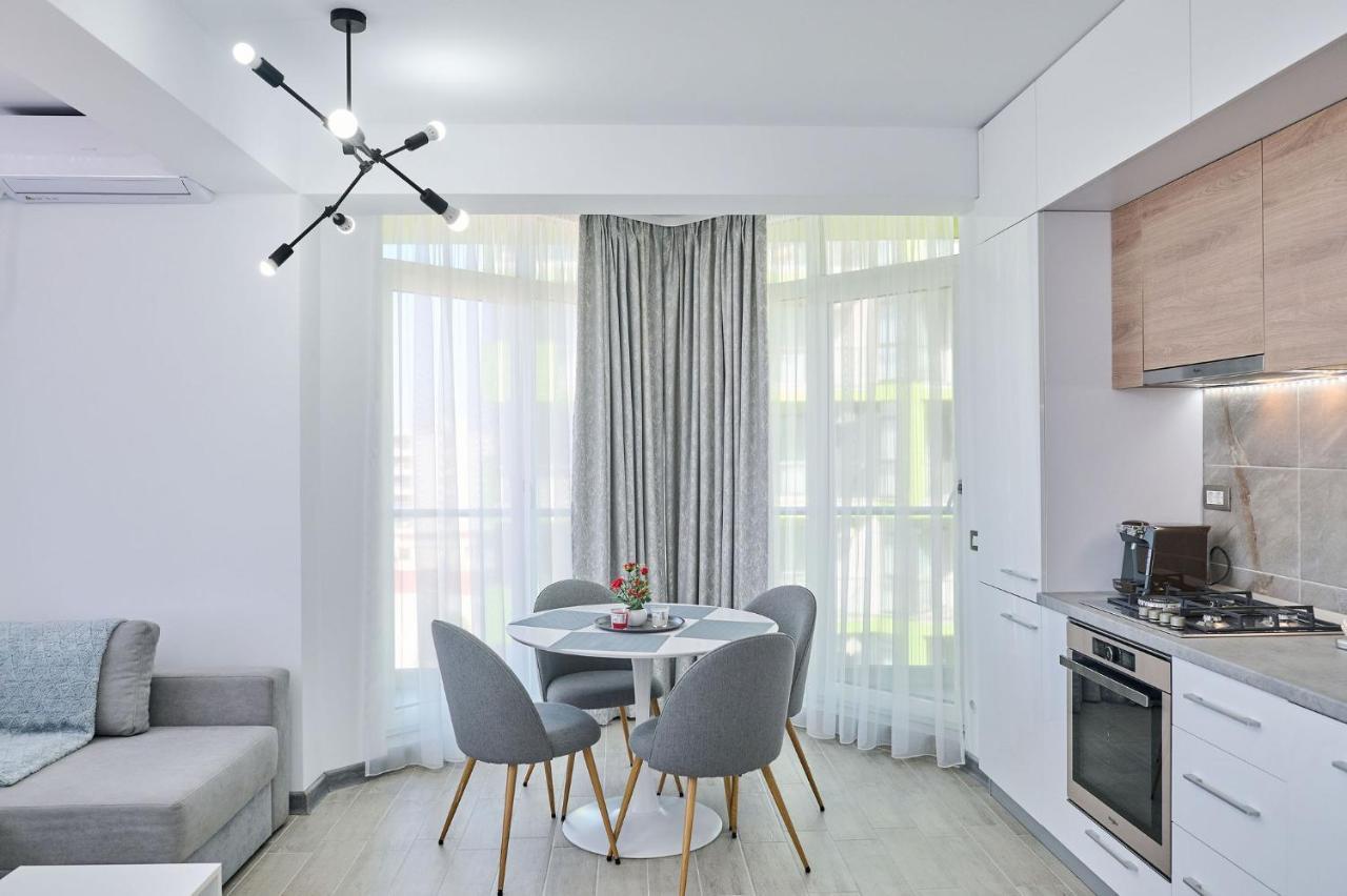 Seascape Apartment Spa N Pool Beach Resort มามายา ภายนอก รูปภาพ